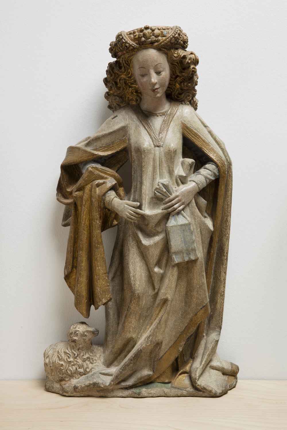 Foto beeld van de heilige Agnes - foto: Centraal Museum, Utrecht