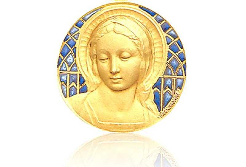 Medaillon met hoofd van Maria in goud