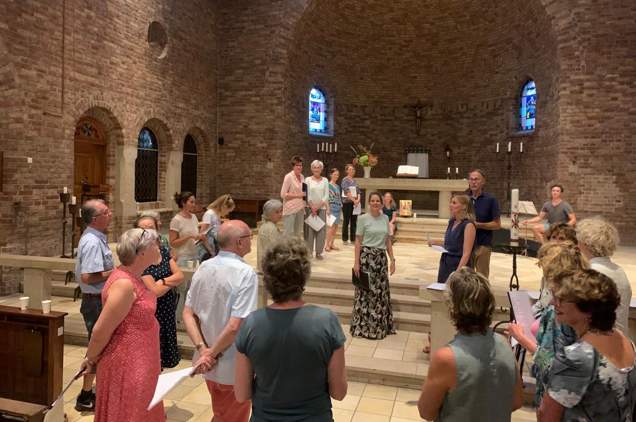 Foto maandelijks koor Geen gehoor in de Dominicuskerk